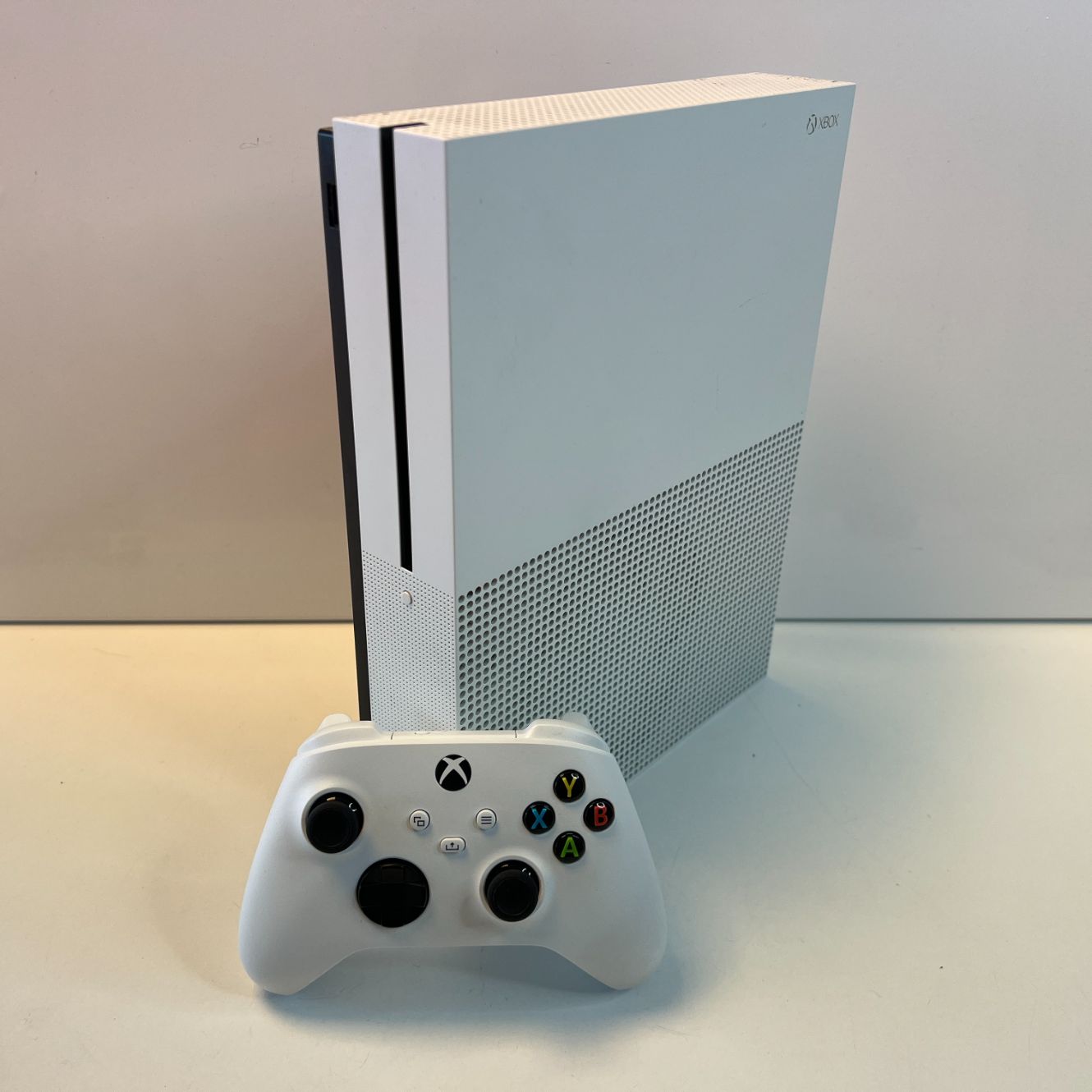 Xbox One S 500GB wit | Gebruikt | Met Series S controller