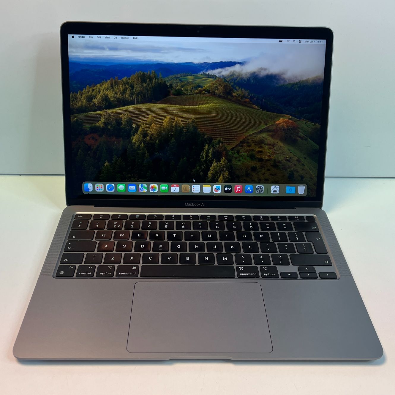 Apple Macbook Air 13 2020 | M1 | 8GB | 256GB | Zeer Nette Staat