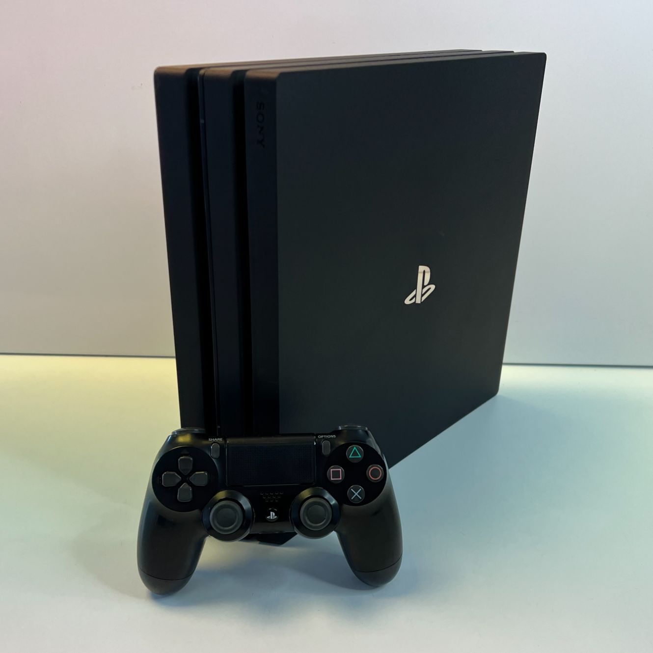 Sony Playstation 4 Pro 1TB Zwart + Controller | Nette staat