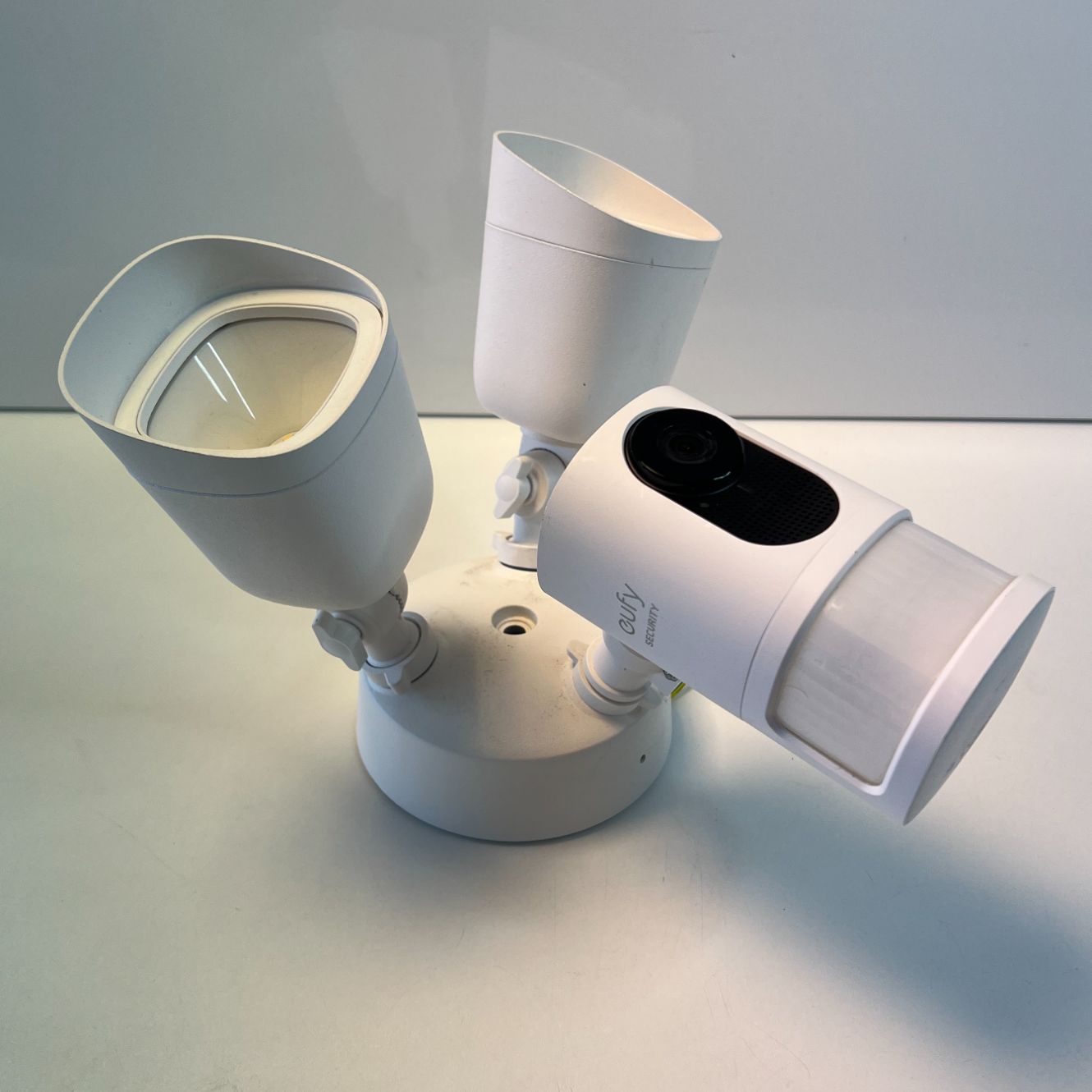 EUFY Floodlight camera 2k | Gebruikt