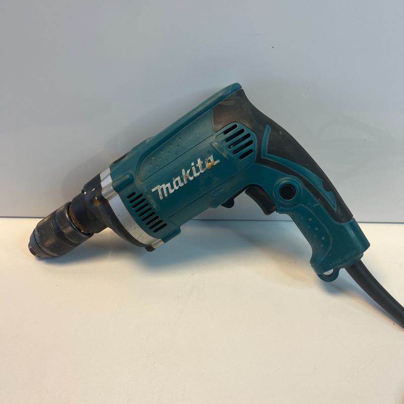 Makita HP1631 Boormachine | 710W