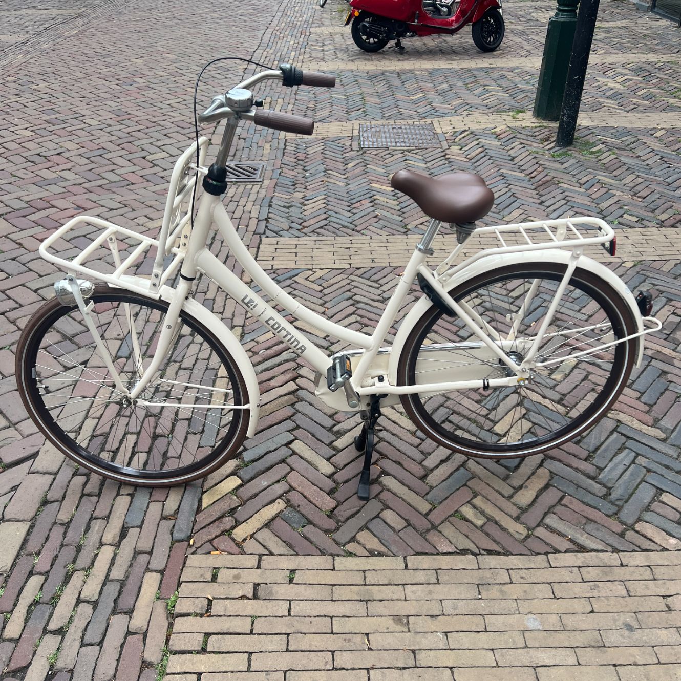 Cortina U4 Transportfiets Wit | NIEUWSTAAT