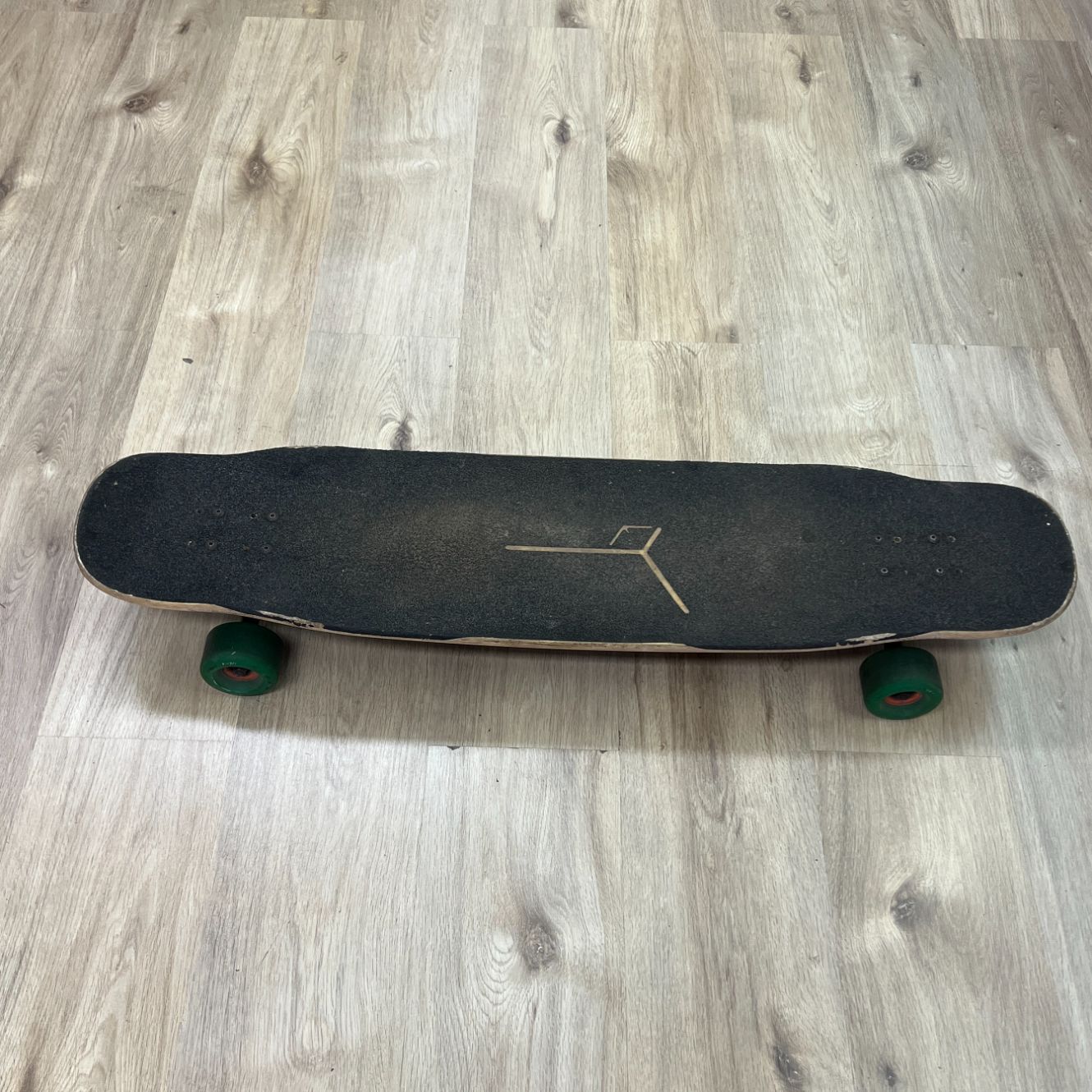 Loaded Tesseract LongBoard | Gebruikt