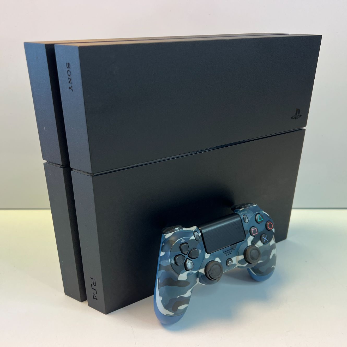 Sony Playstation 4 500GB + 1 controller | Gebruikt