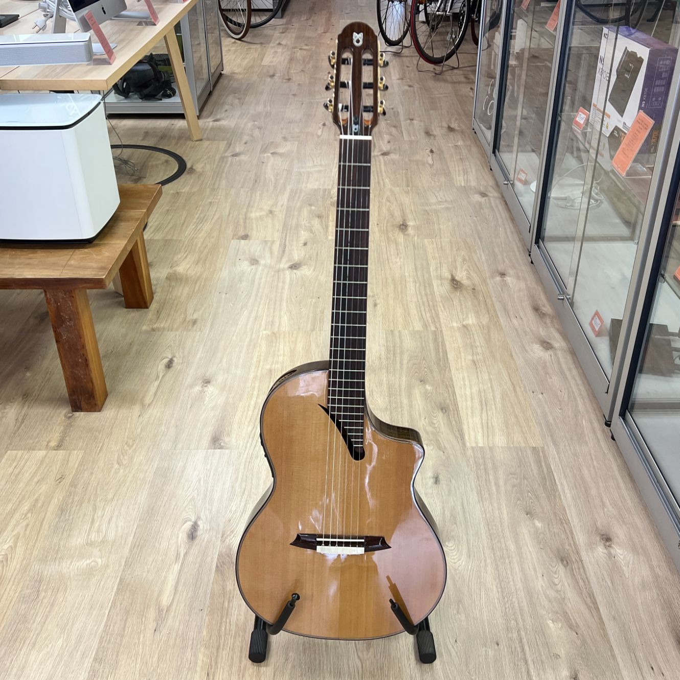 Martinez MS14R Pre Performer Series Semi akoestische gitaar | Zeer Nette Staat