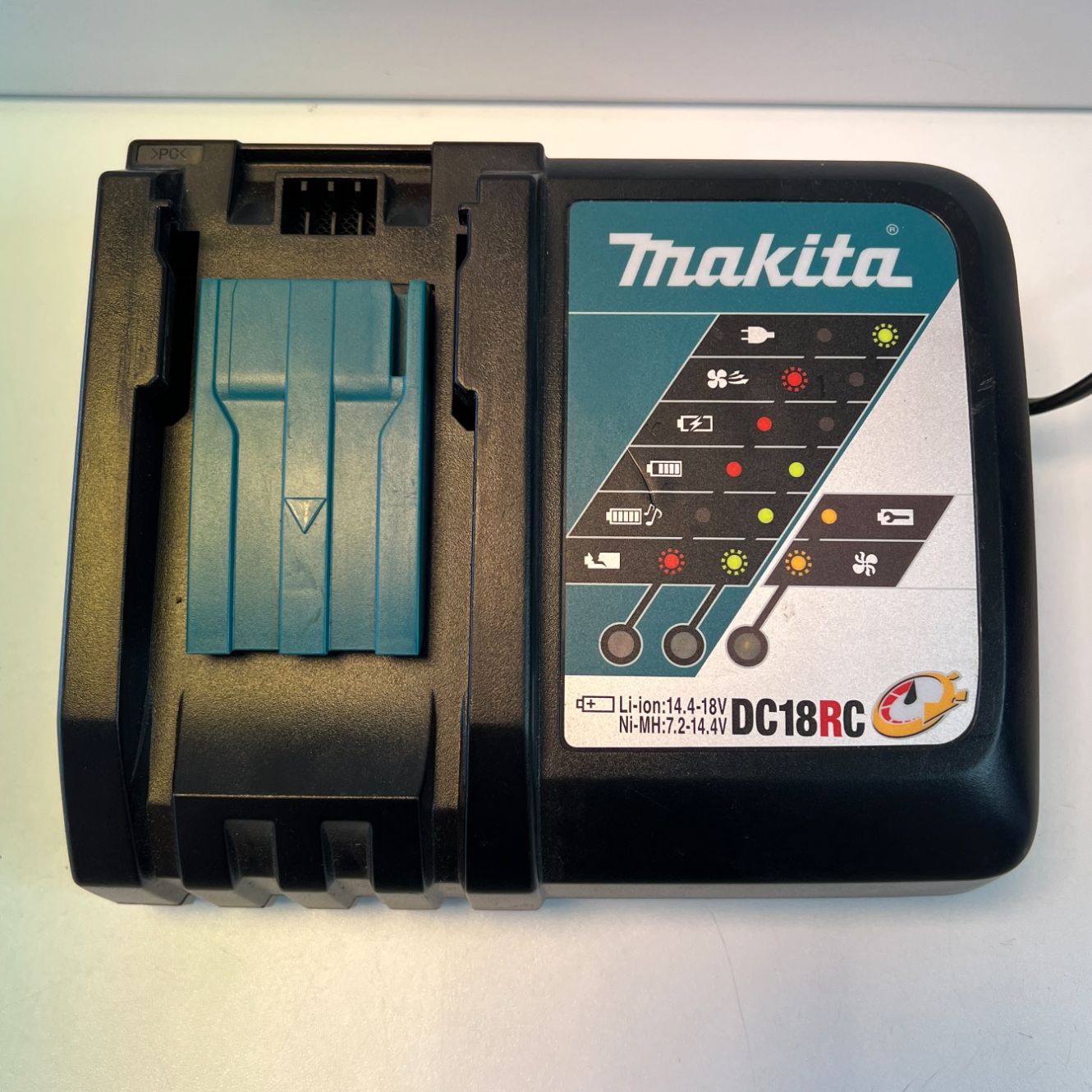 Makita DC18RC 14,4V-18V Oplader | Nette staat!