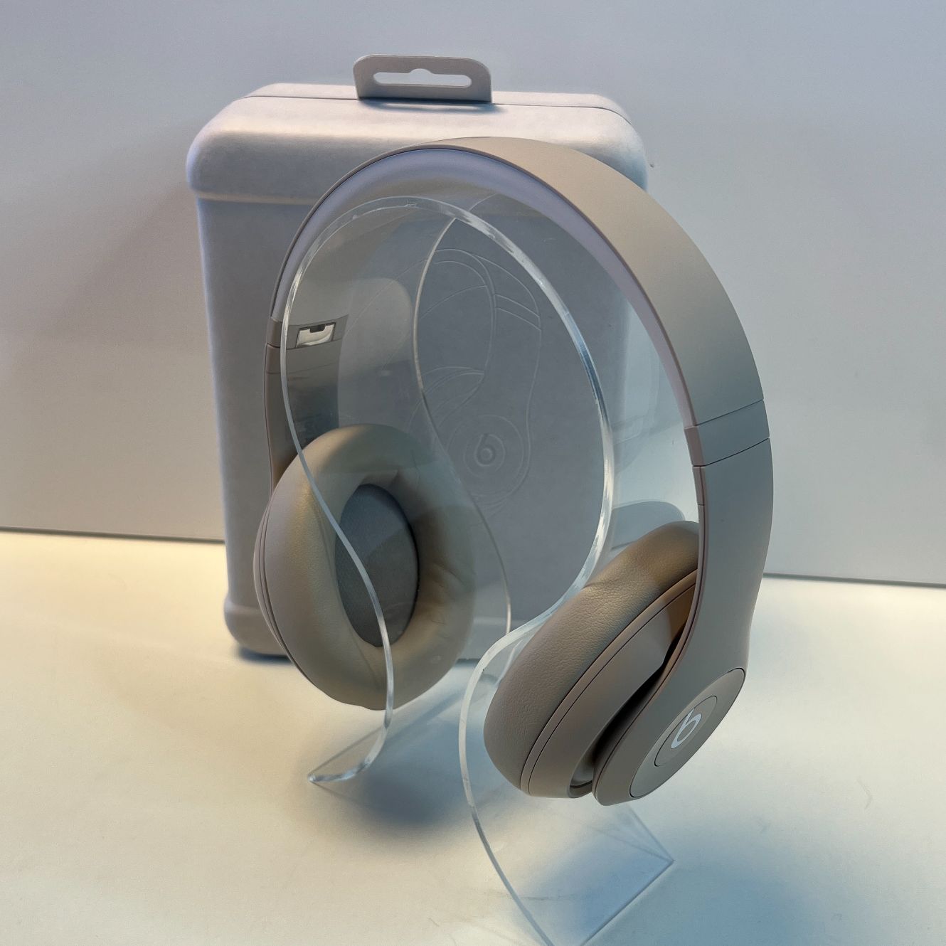 Beats By Dre Studio Pro Creme | Zeer Nette staat