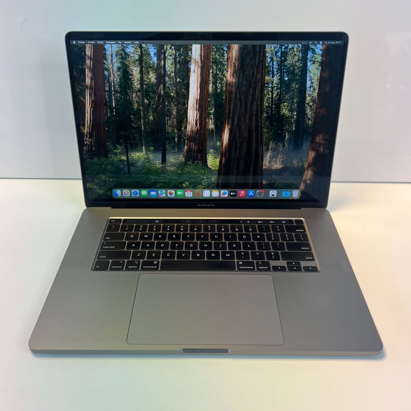Apple Macbook Air 13 Inch 2020 Space grey | M1 | 8GB | 256GB