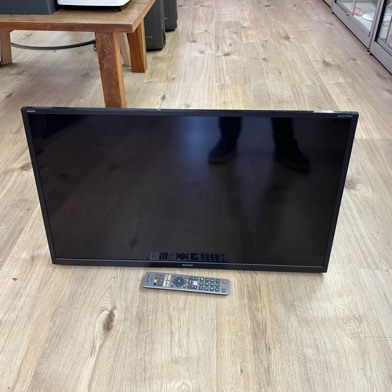 Sharp 32BI5EA 32 Inch Smart TV + afstandsbediening
