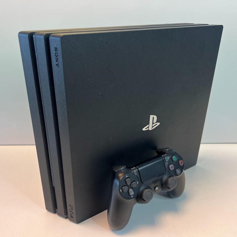 Sony Playstation 4 Pro 1TB Zwart | Gebruikt