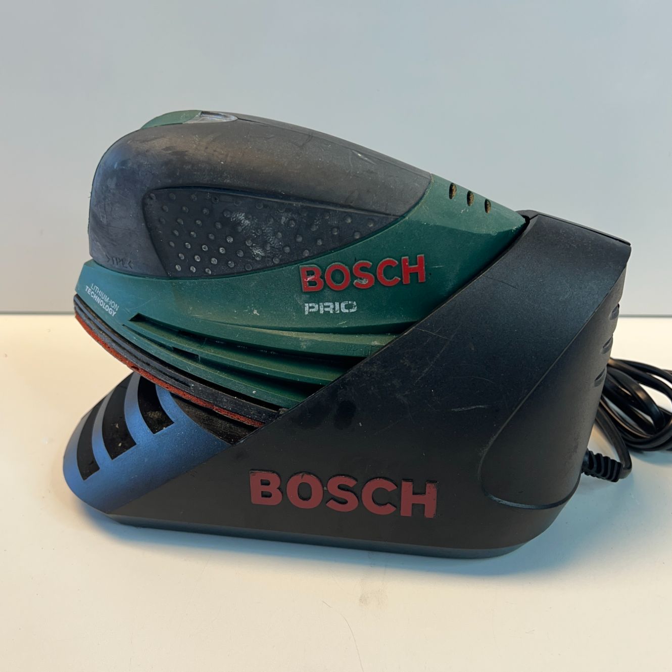 Bosch Prio Li-Ion Schuurmachine | Gebruikt