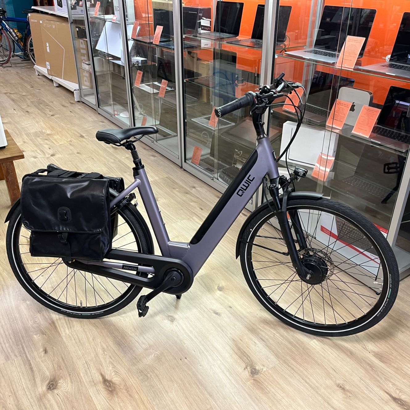 QWIC Premium 7 Speed Elektrische damesfiets | 500Wh | 916km