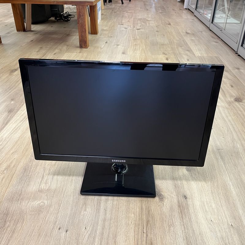 Samsung S24C570HL 24 Inch Monitor | Nette staat
