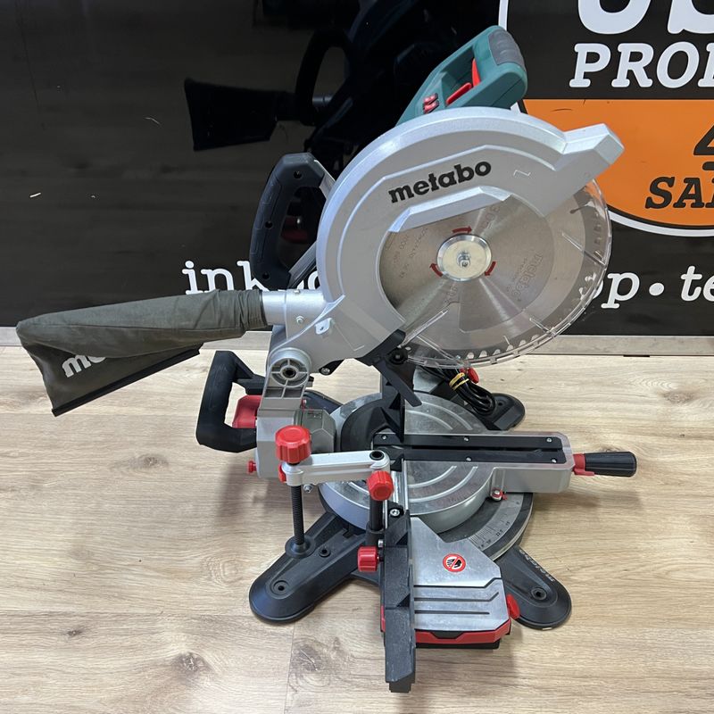 Metabo Afkortzaag KGS 305 M Met Trekfunctie | Zeer Net