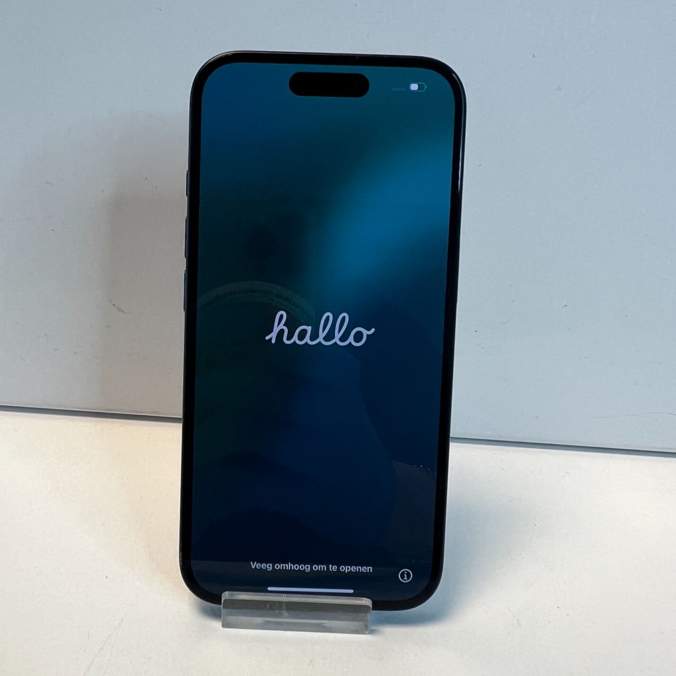 Apple iPhone 16 128GB Zwart | 100% | Zeer nette staat