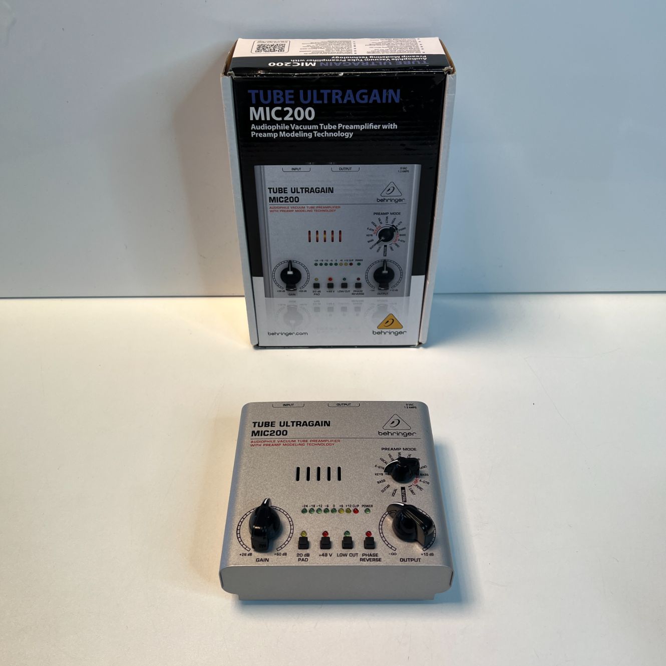 Tube Ultragain MIC200 Pre Amplifier | ZGAN!