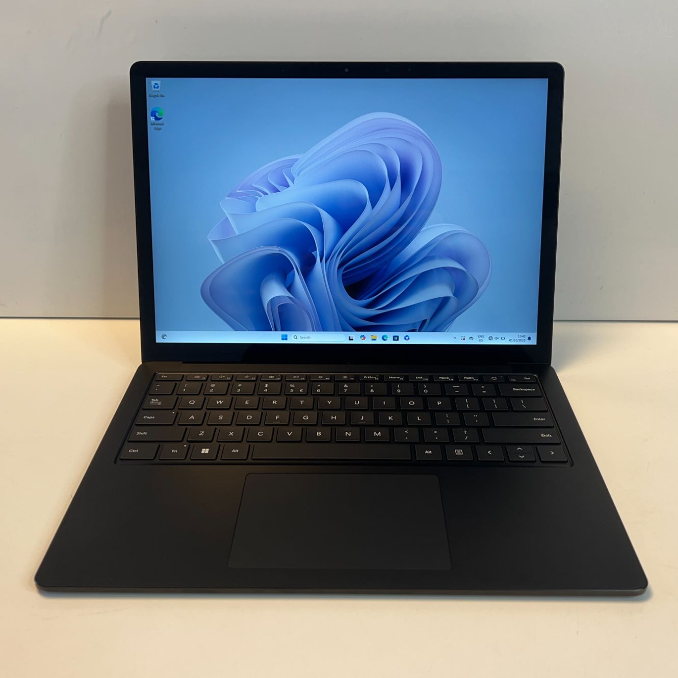 Microsoft Surface 5 Laptop | i5 | 512GB | 16GB | Nette Staat