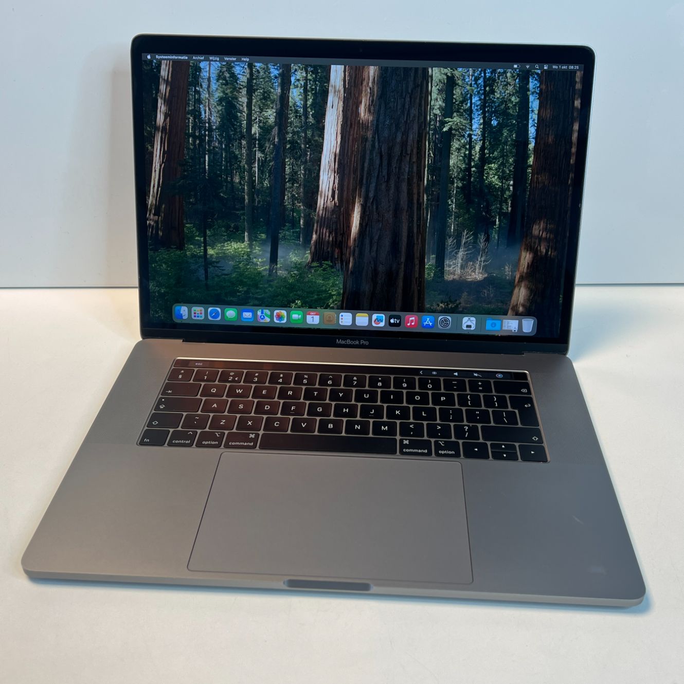 Apple Macbook Pro 2019 15&quot; | i7 | 256GB | 16GB | Nette Staat