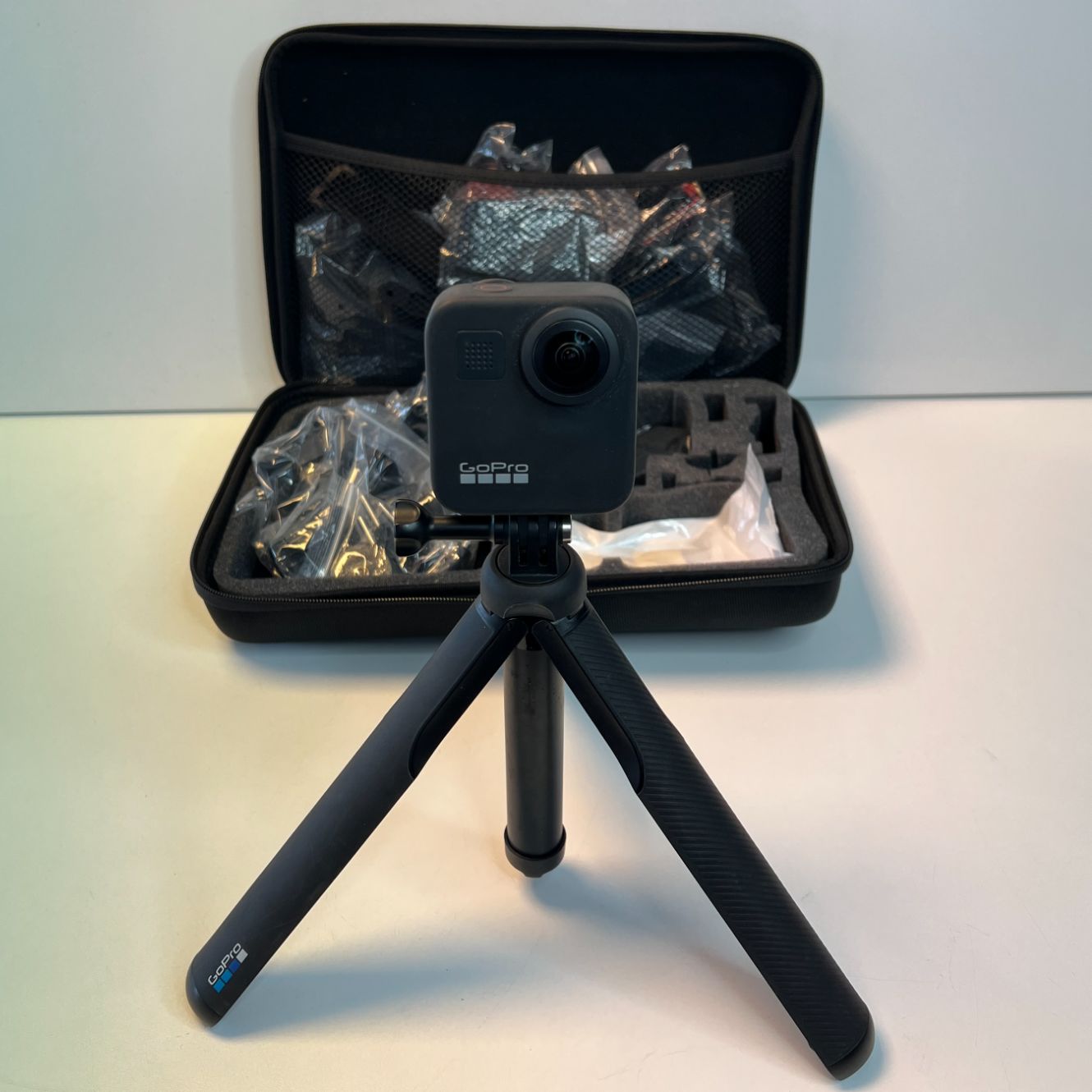 GoPro Max + Statief en Accessories | Nette Staat