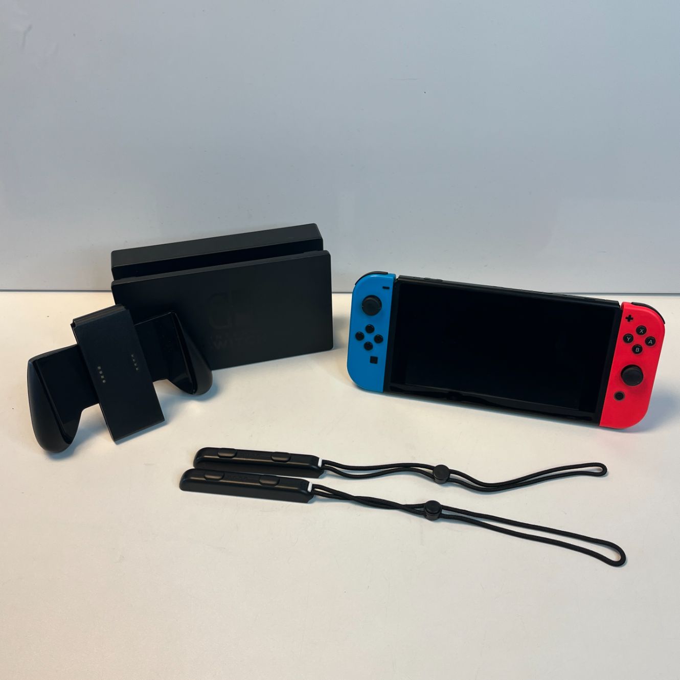 Nintendo Switch 32GB 2019 Rood Blauw | In nette staat