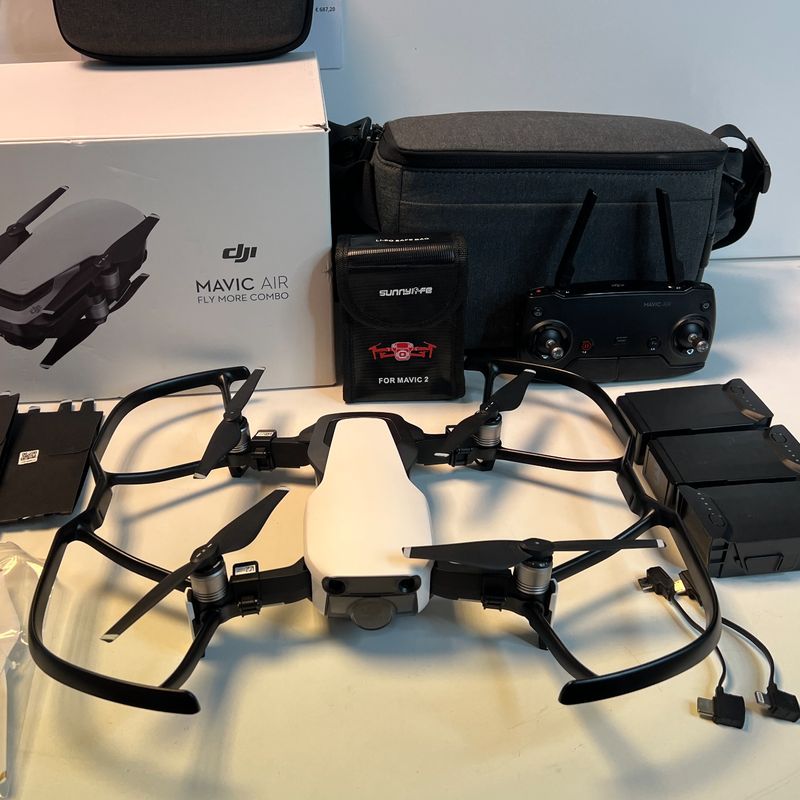 DJI Mavic Air Fly More Combo + Opbergtas | Nette Staat