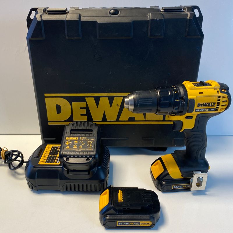 DeWalt DCD730 Schroefboormachine + 3 14.4v Accu's In Koffer