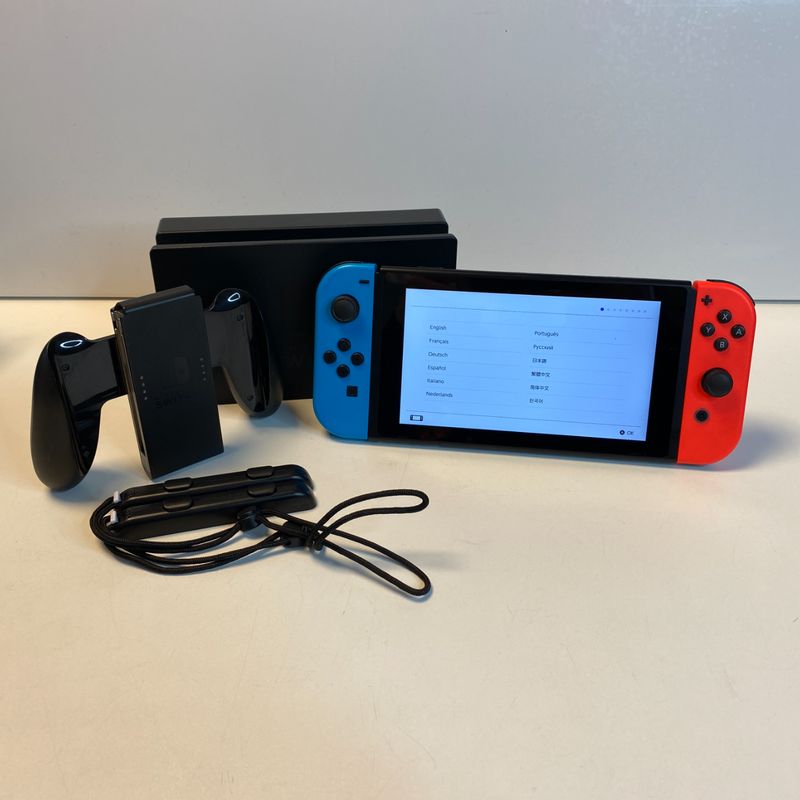 Nintendo Switch 32GB Rood Blauw | Nette staat