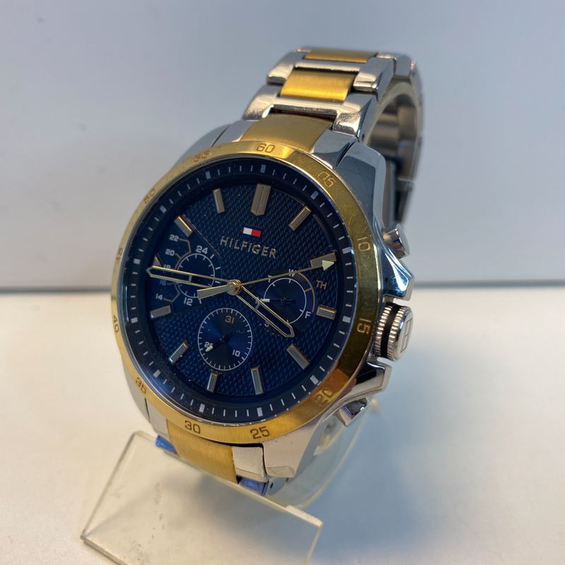 Tommy Hilfiger herenhorloge TH.320.1.20.2504