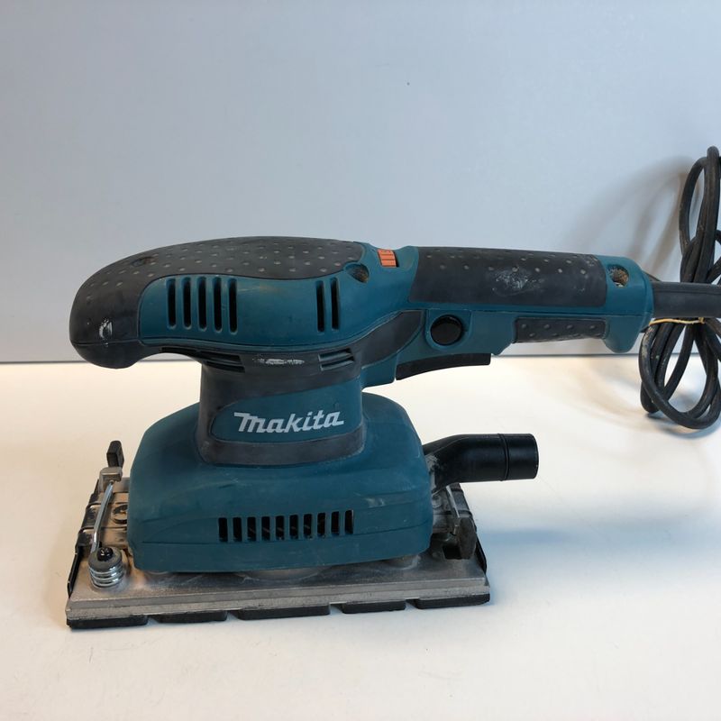 Makita BO711 Vlakschuurmachine | Nette staat