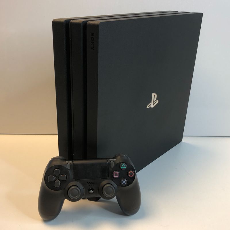 Sony Playstation 4 Pro 1TB  + Controller | Nette Staat