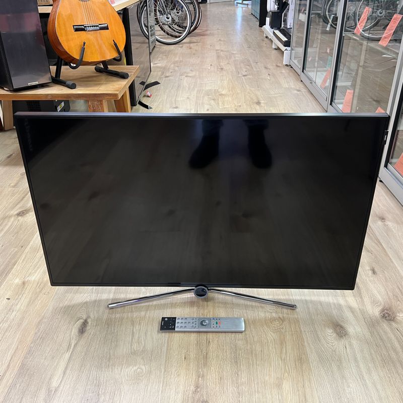 Loewe Bild 1.40 Full-HD Smart TV + afstandsbediening