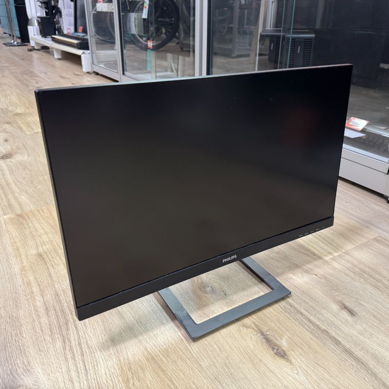 Philips E-line 242E1GAEZ/00 Zwart 24 Inch Full-HD monitor
