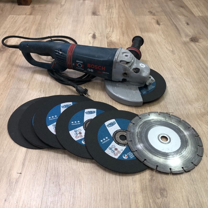 Bosch GWS 24-230 JVX 230mm Haakse Slijper + extra slijpschij