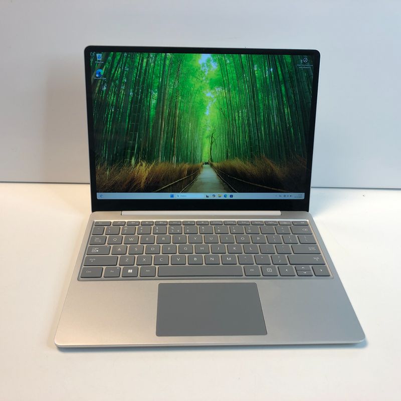 Microsoft Surface Laptop Go 2 | i5 | 128GB | 8GB