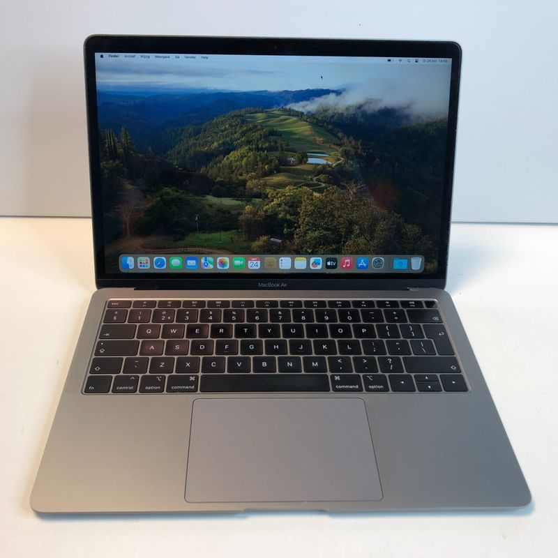 Apple MacBook Air 13 2019 Grijs  i5 8GB 128GB | Gebruikt