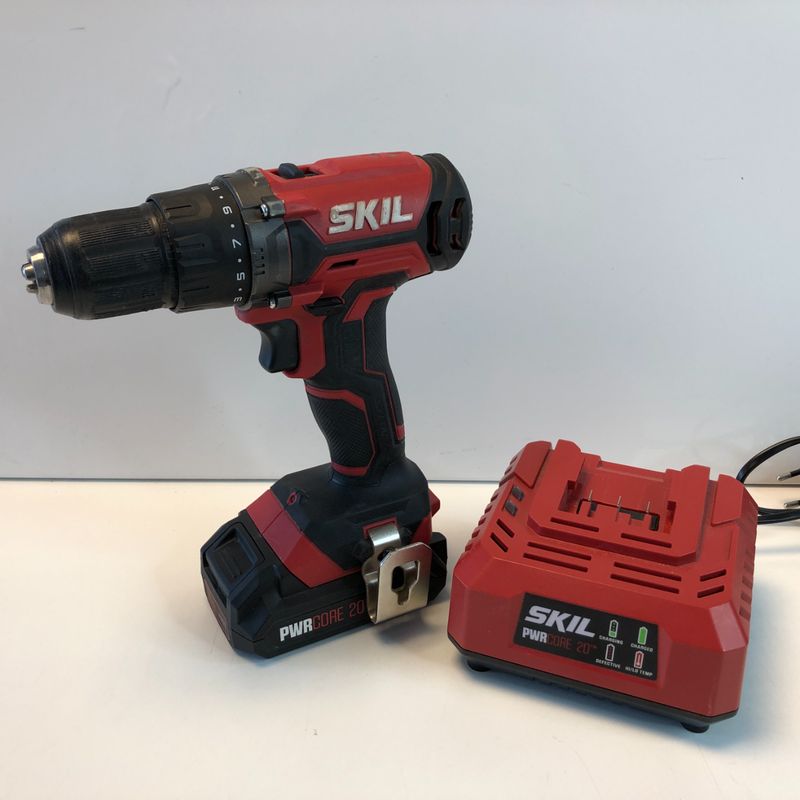 SKIL DD1E300801 Accu boor Incl oplader | Nette staat