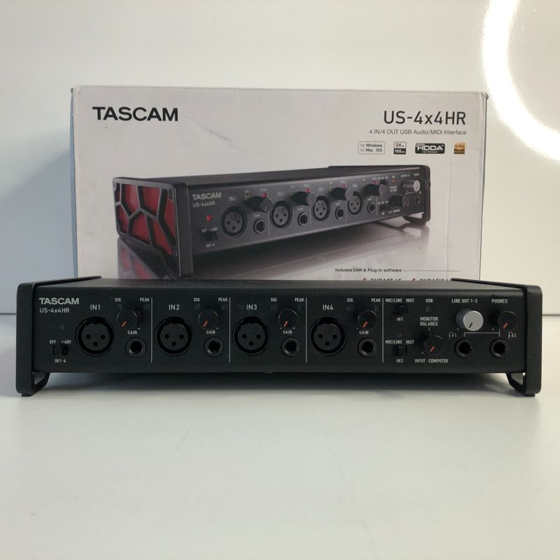 TASCAM US-4x4 HR USB Audio interface | Nette Staat