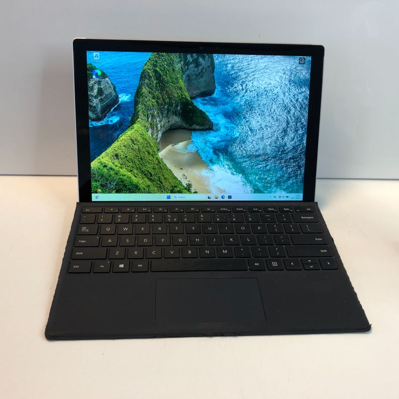 Microsoft Surface Pro 7 + toetsenbord | i5 | 8GB | 128GB