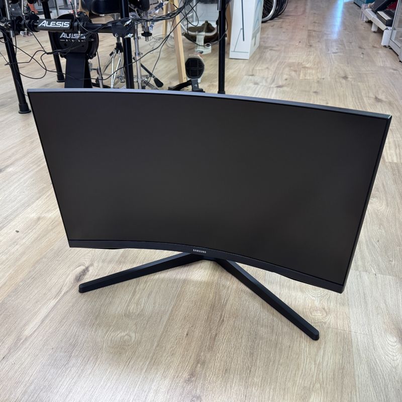 Samsung Odyssey G5 G55C 27 Inch Gaming monitor