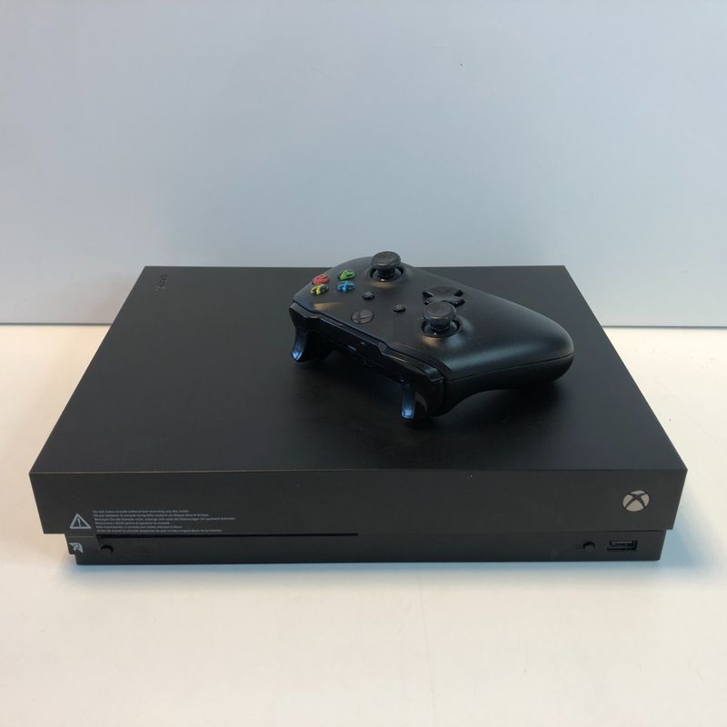 Microsoft XBOX One X 1TB Zwart met controller | Nette Staat