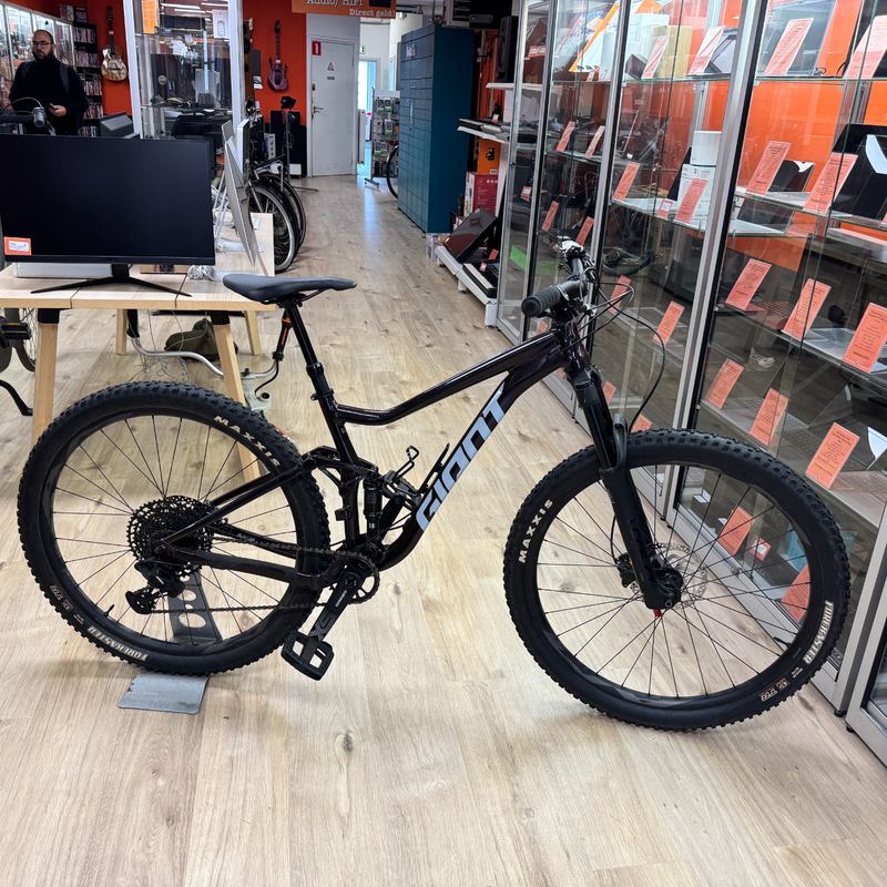 Giant Stance 29 1 M ROSEWOOD MTB | Maat M | 2025 | +bon