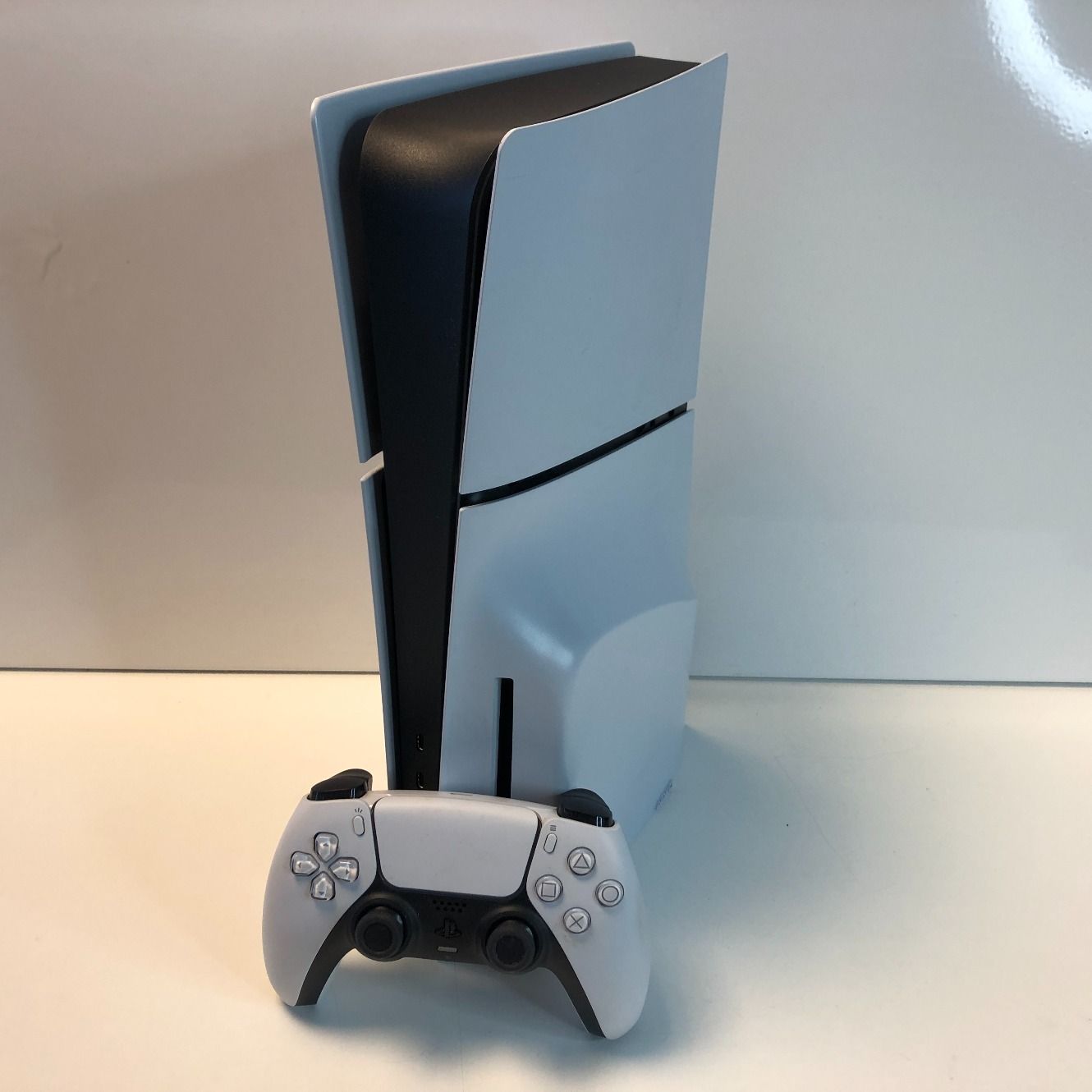 Sony Playstation 5 Slim Disc 1TB + Controller | Nette staat