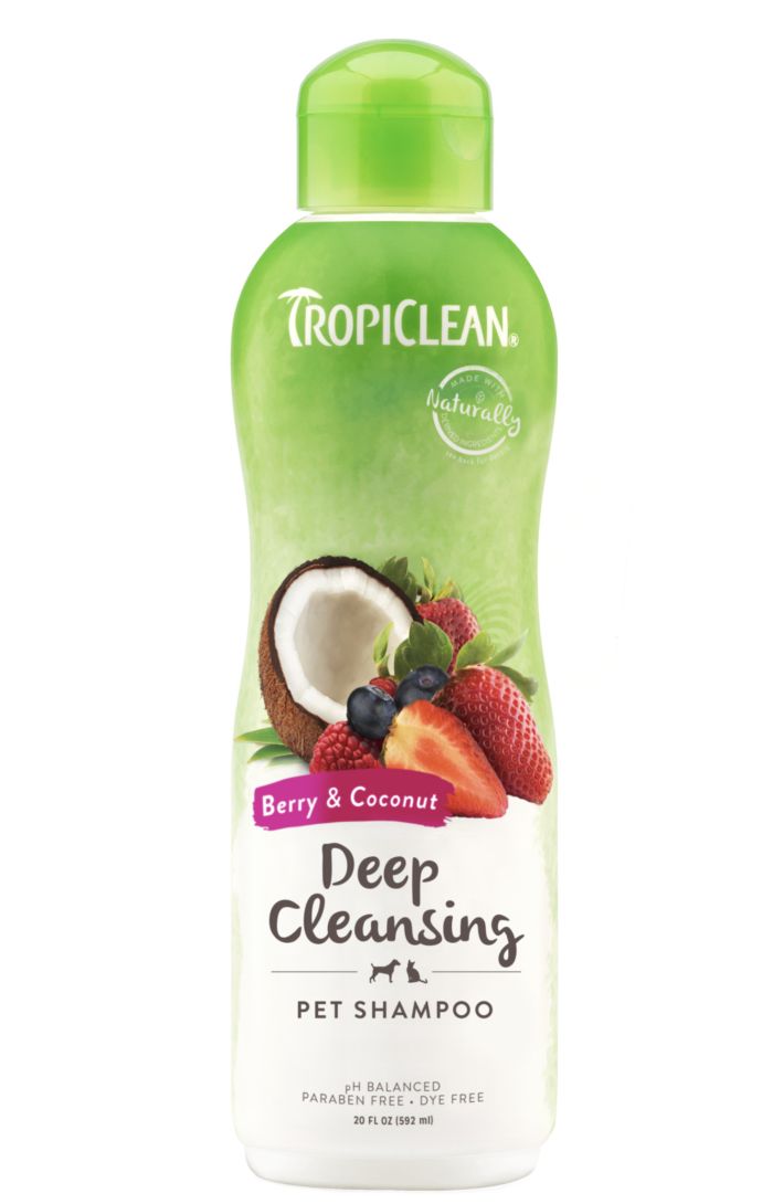 TropiClean Deep Cleansing Berry and Coconut Shampoo 20 oz