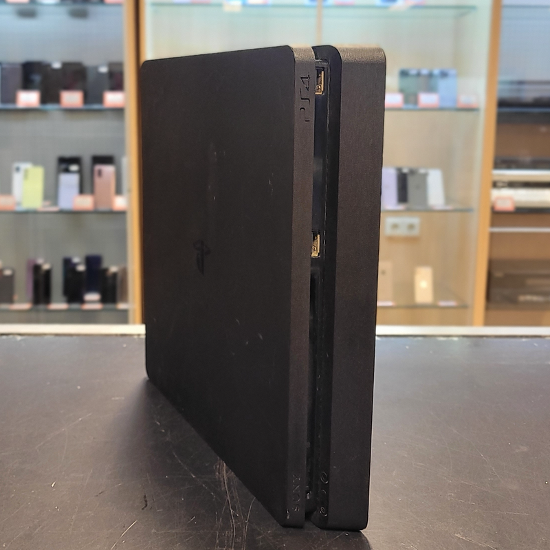Sony Playstation 4 Slim 500GB Spelcomputer Digital Only - In Goede Staat
