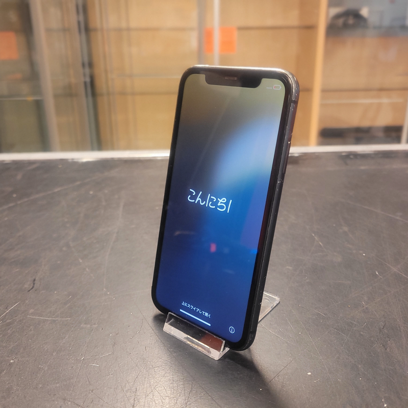 Apple iPhone 11 64GB Accu 76 iOS 18 - In Nette Staat