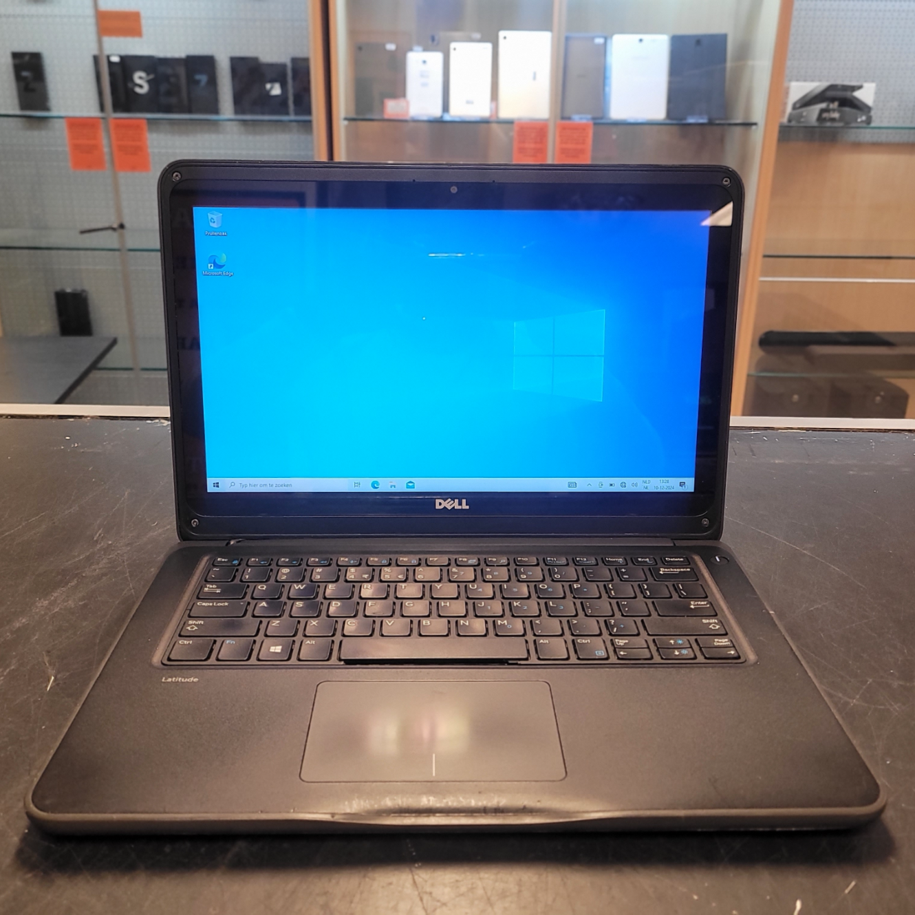 WEBSHOP DEAL! Dell Latitude 3380 Intel Core i3-6006U 8GB 128GB SSD Touchscreen Windows 10