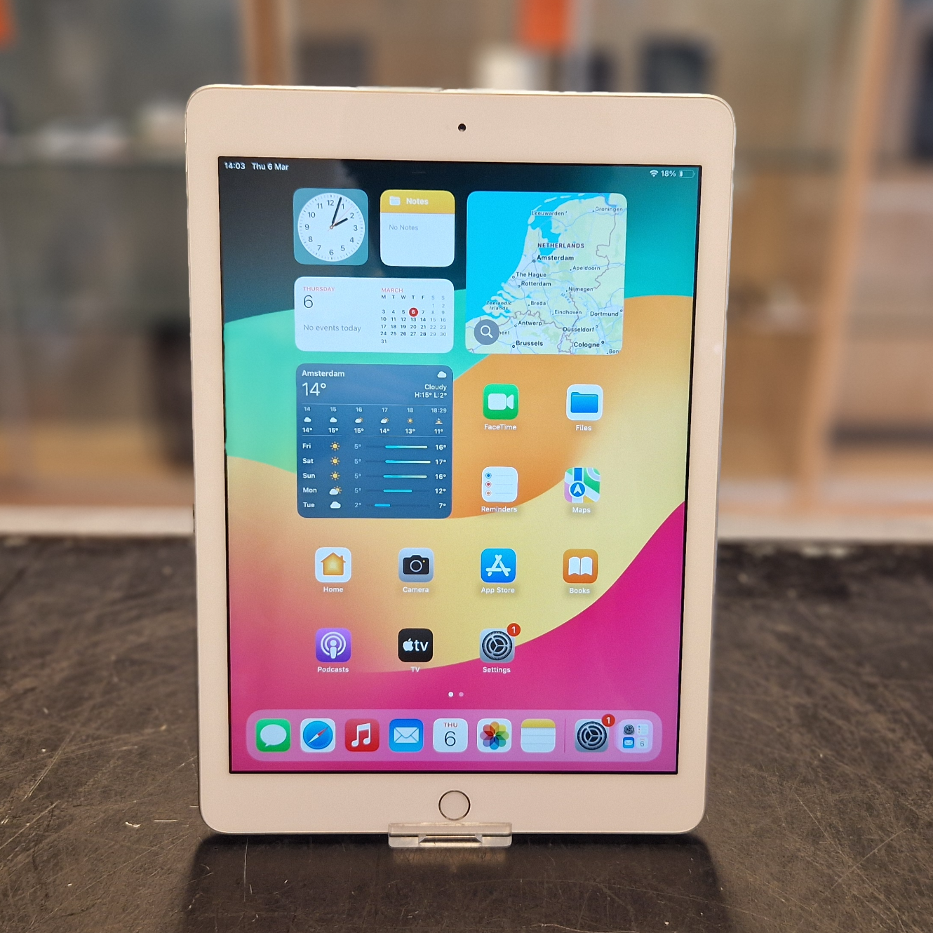 Apple iPad 2018 6e Generatie 32GB iOS 17 - In Nette Staat