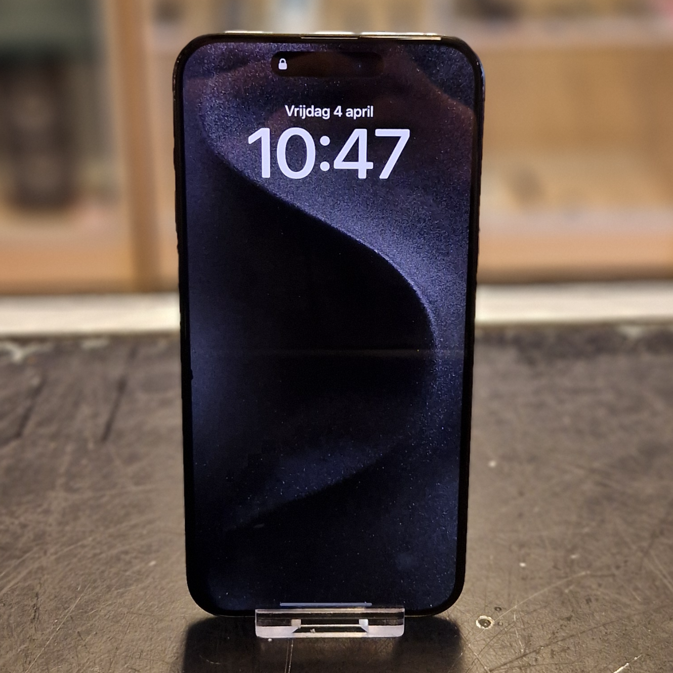 Apple iPhone 15 Pro Max 256GB Accu 94% Black Titanium | Garantie: 02-08-2025 - In Nette Staat