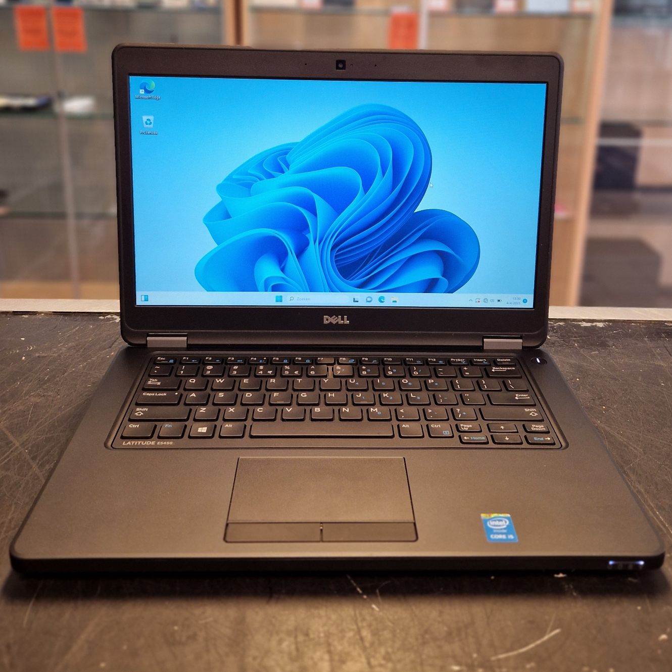 Dell Latitude E5450 Intel Core i5-5300 8GB 256GB Windows 11 - In Nieuw Staat