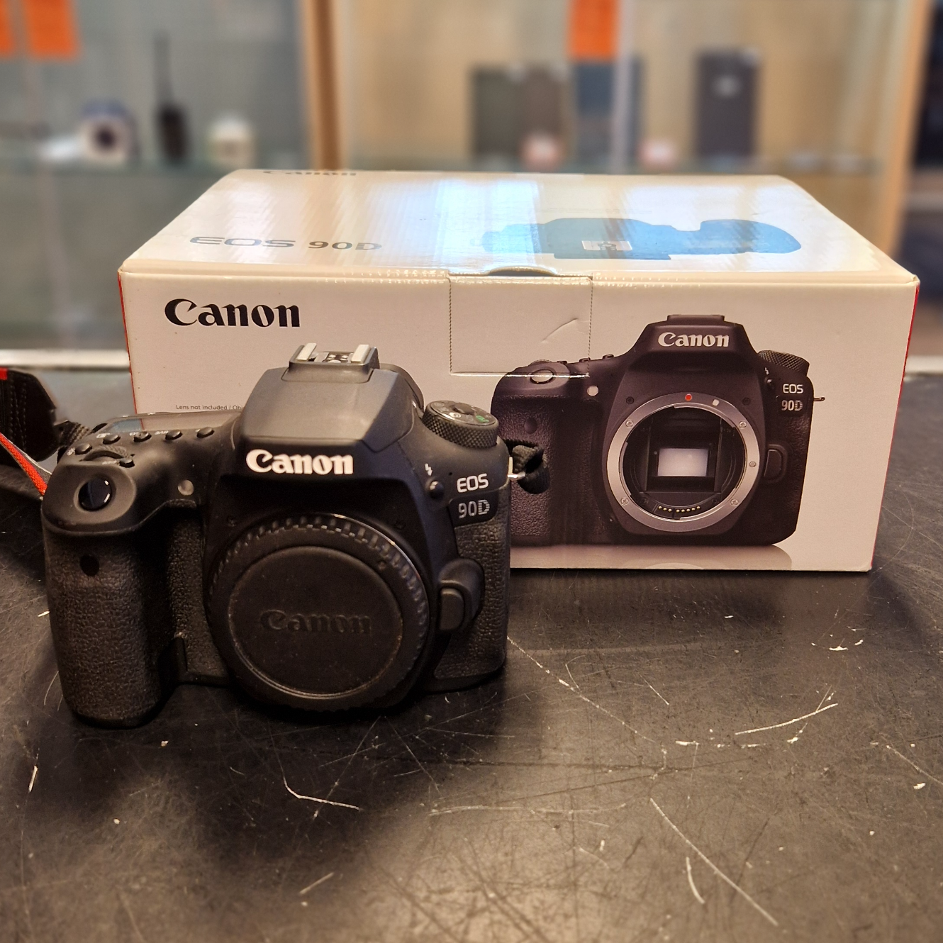 Canon EOS 90D Body 4K 34,4MP Sensor - In Nette Staat